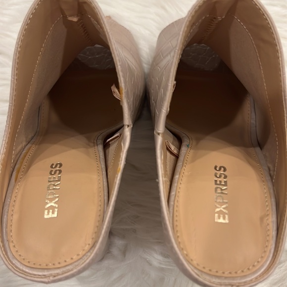 Express Slide Heels - Picture 4 of 9